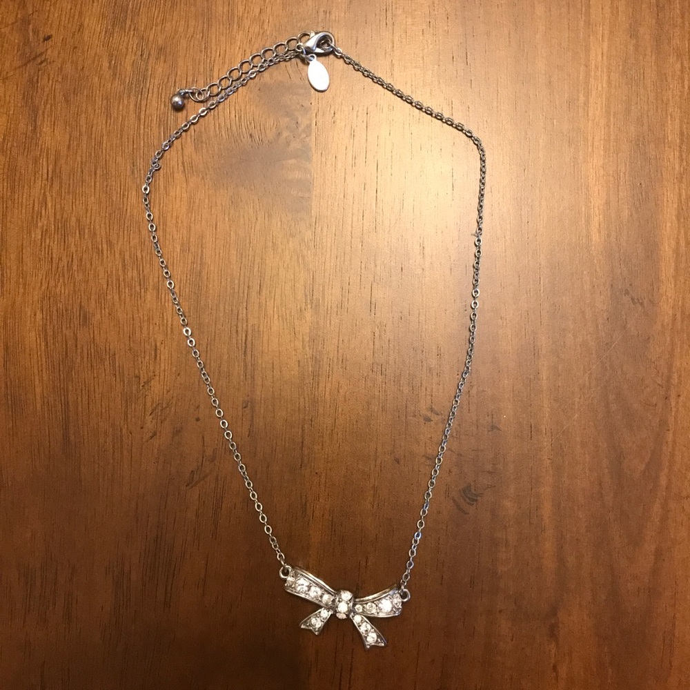 Silver Bow Necklace (American Eagle)
